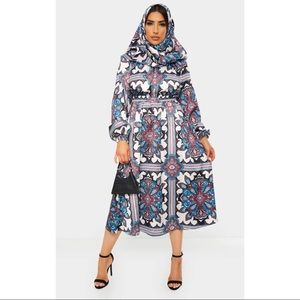 Pretty Little Thing Midi Dress